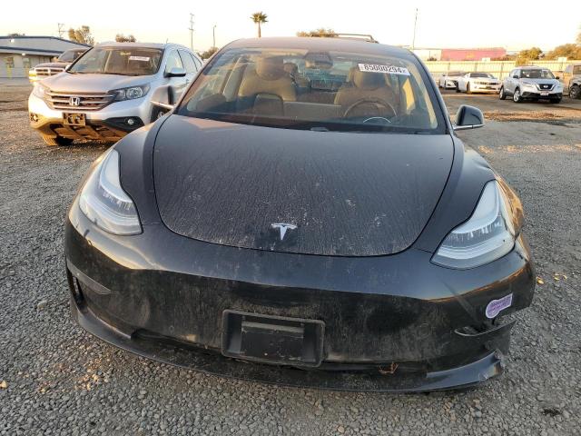 Photo 4 VIN: 5YJ3E1EB3KF384410 - TESLA MODEL 3 