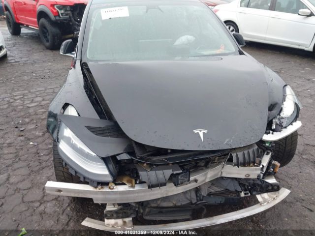 Photo 5 VIN: 5YJ3E1EB3KF385024 - TESLA MODEL 3 