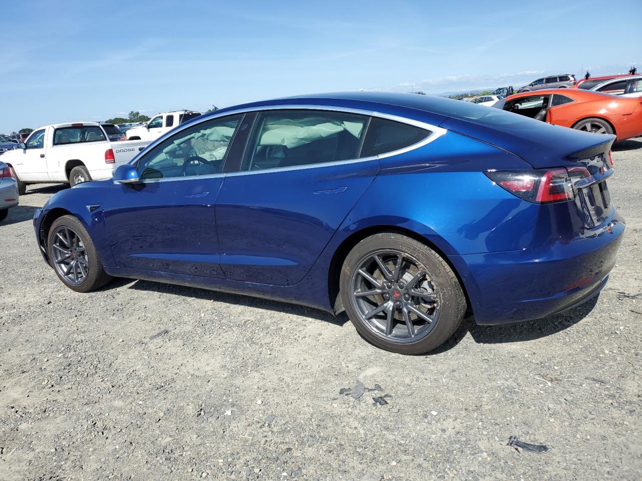 Photo 1 VIN: 5YJ3E1EB3KF387646 - TESLA MODEL 3 