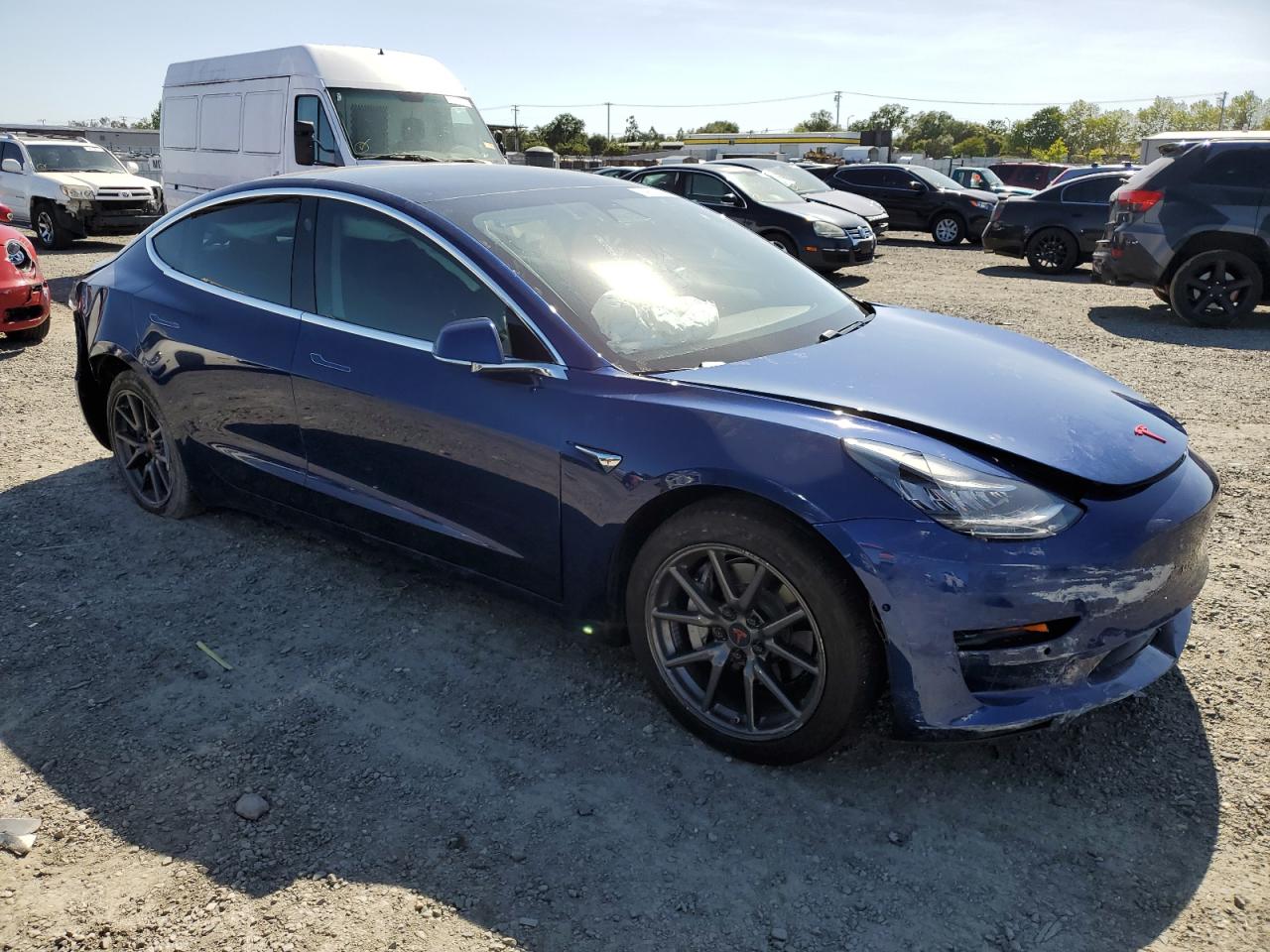 Photo 3 VIN: 5YJ3E1EB3KF387646 - TESLA MODEL 3 