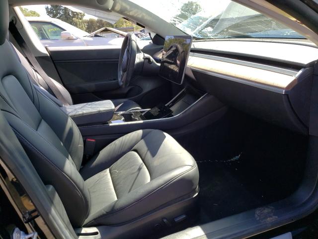 Photo 4 VIN: 5YJ3E1EB3KF413369 - TESLA MODEL 3 