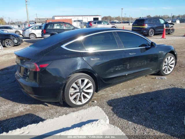 Photo 3 VIN: 5YJ3E1EB3KF421889 - TESLA MODEL 3 