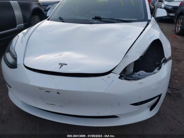 Photo 5 VIN: 5YJ3E1EB3KF438773 - TESLA MODEL 3 