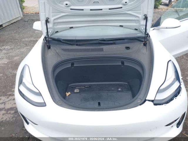 Photo 9 VIN: 5YJ3E1EB3LF618823 - TESLA MODEL 3 