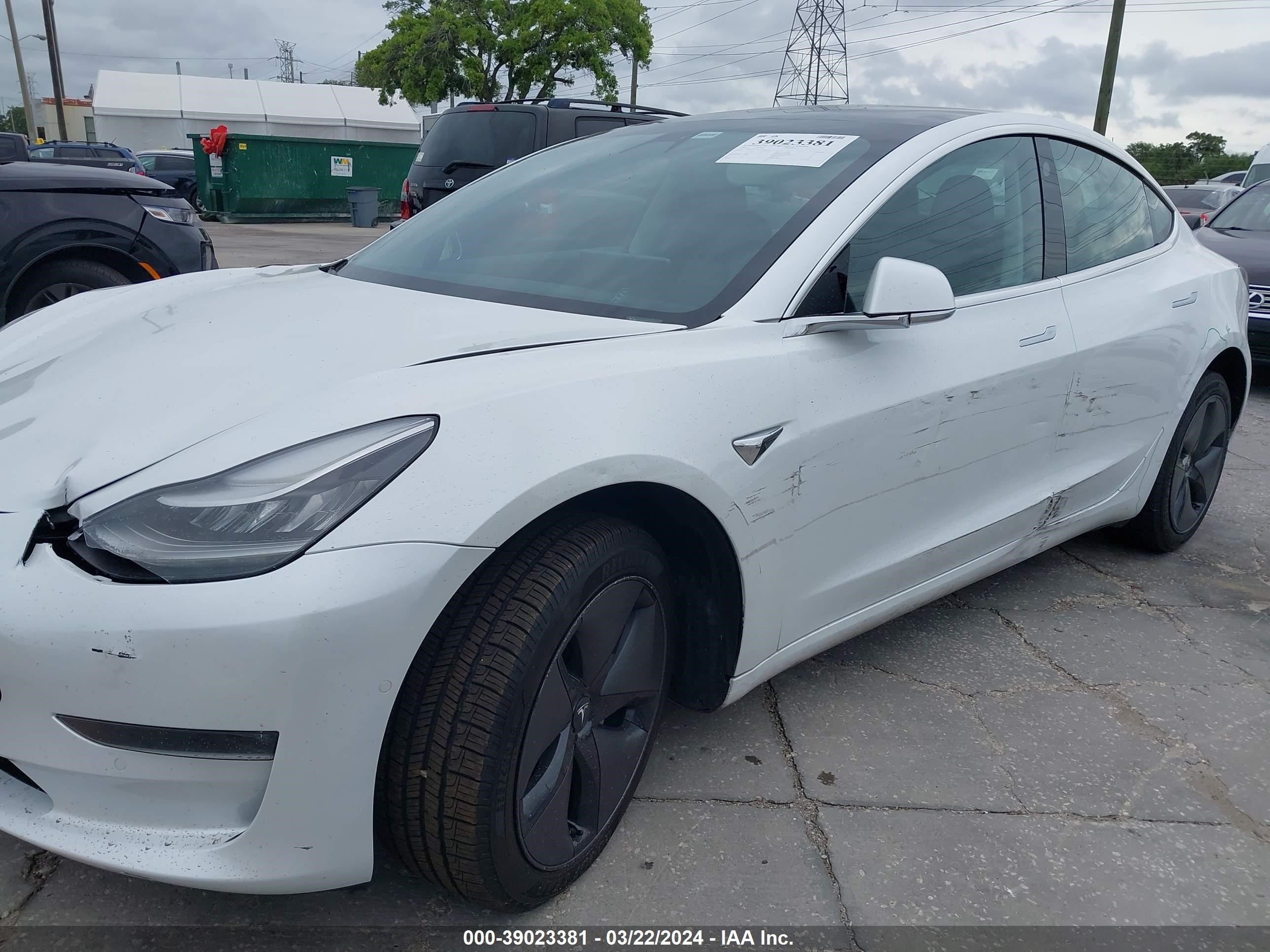 Photo 15 VIN: 5YJ3E1EB3LF619714 - TESLA MODEL 3 