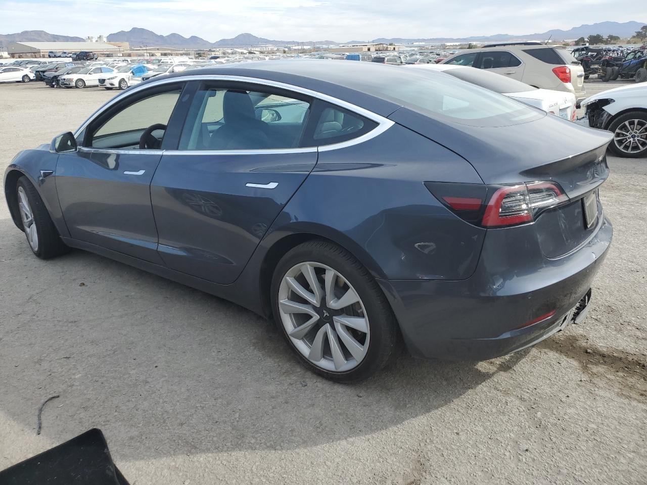 Photo 1 VIN: 5YJ3E1EB3LF638165 - TESLA MODEL 3 