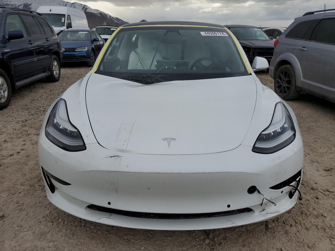 Photo 4 VIN: 5YJ3E1EB3LF713009 - TESLA MODEL 3 