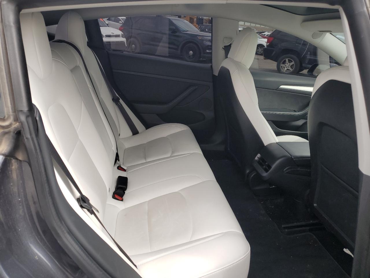 Photo 9 VIN: 5YJ3E1EB3MF082571 - TESLA MODEL 3 