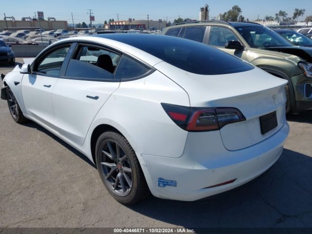 Photo 2 VIN: 5YJ3E1EB3MF879516 - TESLA MODEL 3 