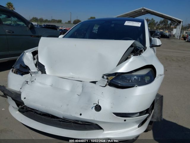 Photo 5 VIN: 5YJ3E1EB3MF879516 - TESLA MODEL 3 