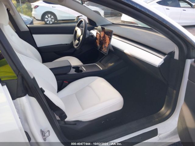 Photo 4 VIN: 5YJ3E1EB3MF925099 - TESLA MODEL 3 