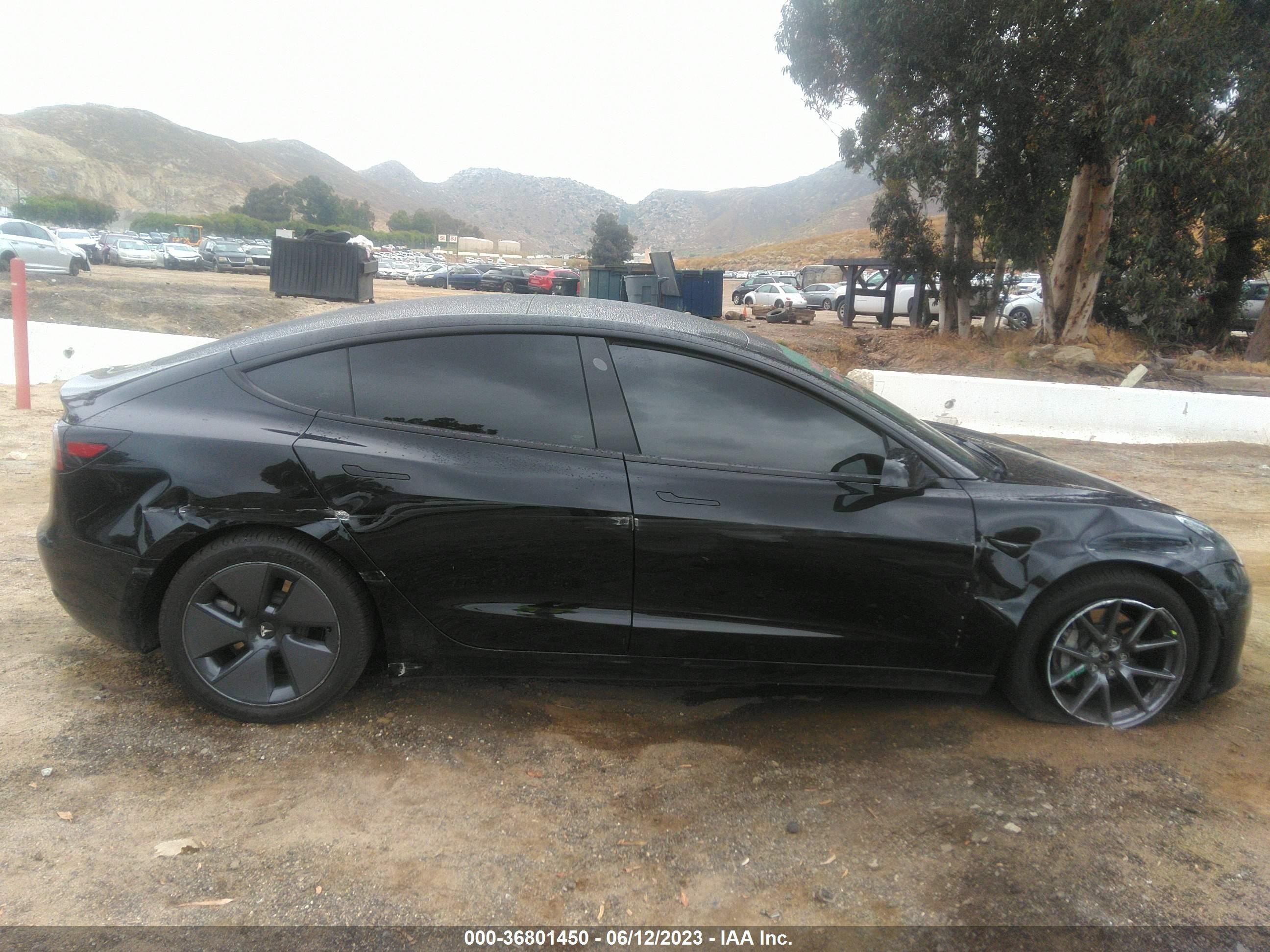 Photo 11 VIN: 5YJ3E1EB3NF208123 - TESLA MODEL 3 