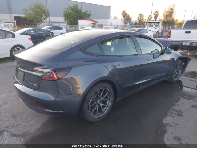 Photo 3 VIN: 5YJ3E1EB3NF247228 - TESLA MODEL 3 