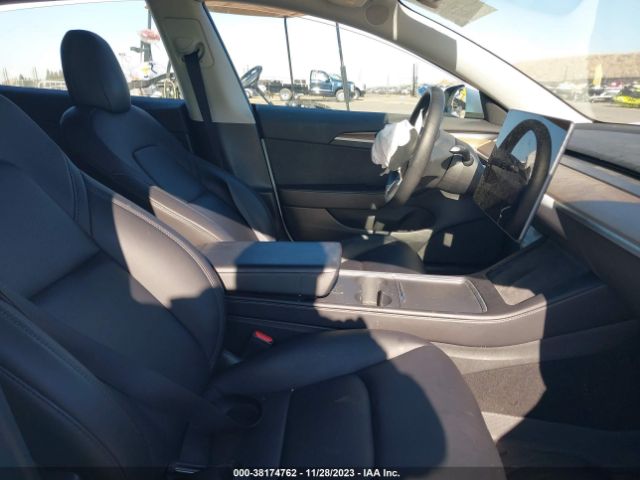 Photo 4 VIN: 5YJ3E1EB3NF262859 - TESLA MODEL 3 