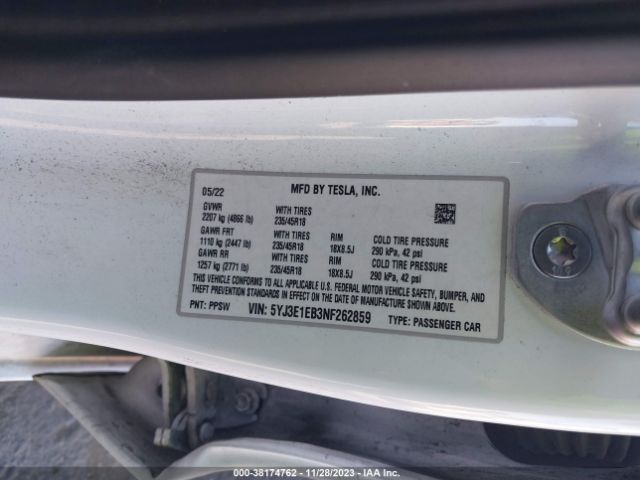 Photo 8 VIN: 5YJ3E1EB3NF262859 - TESLA MODEL 3 