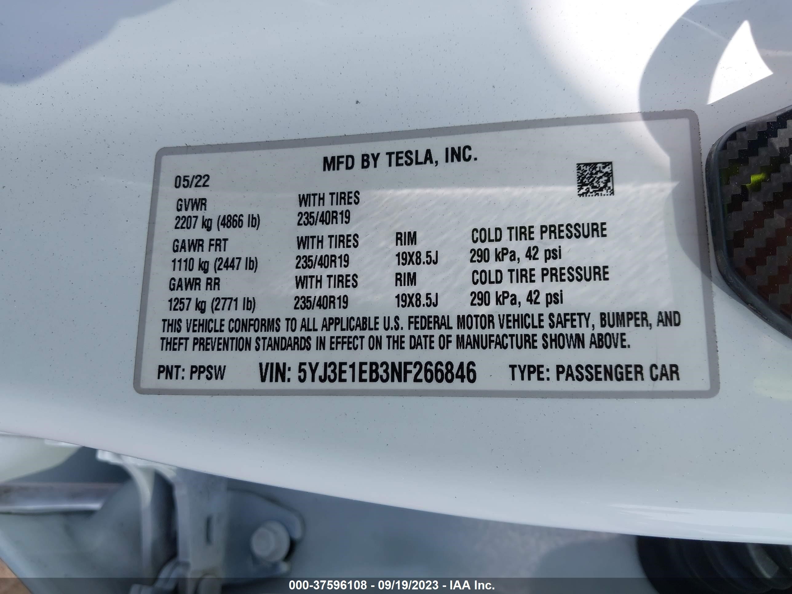 Photo 8 VIN: 5YJ3E1EB3NF266846 - TESLA MODEL 3 