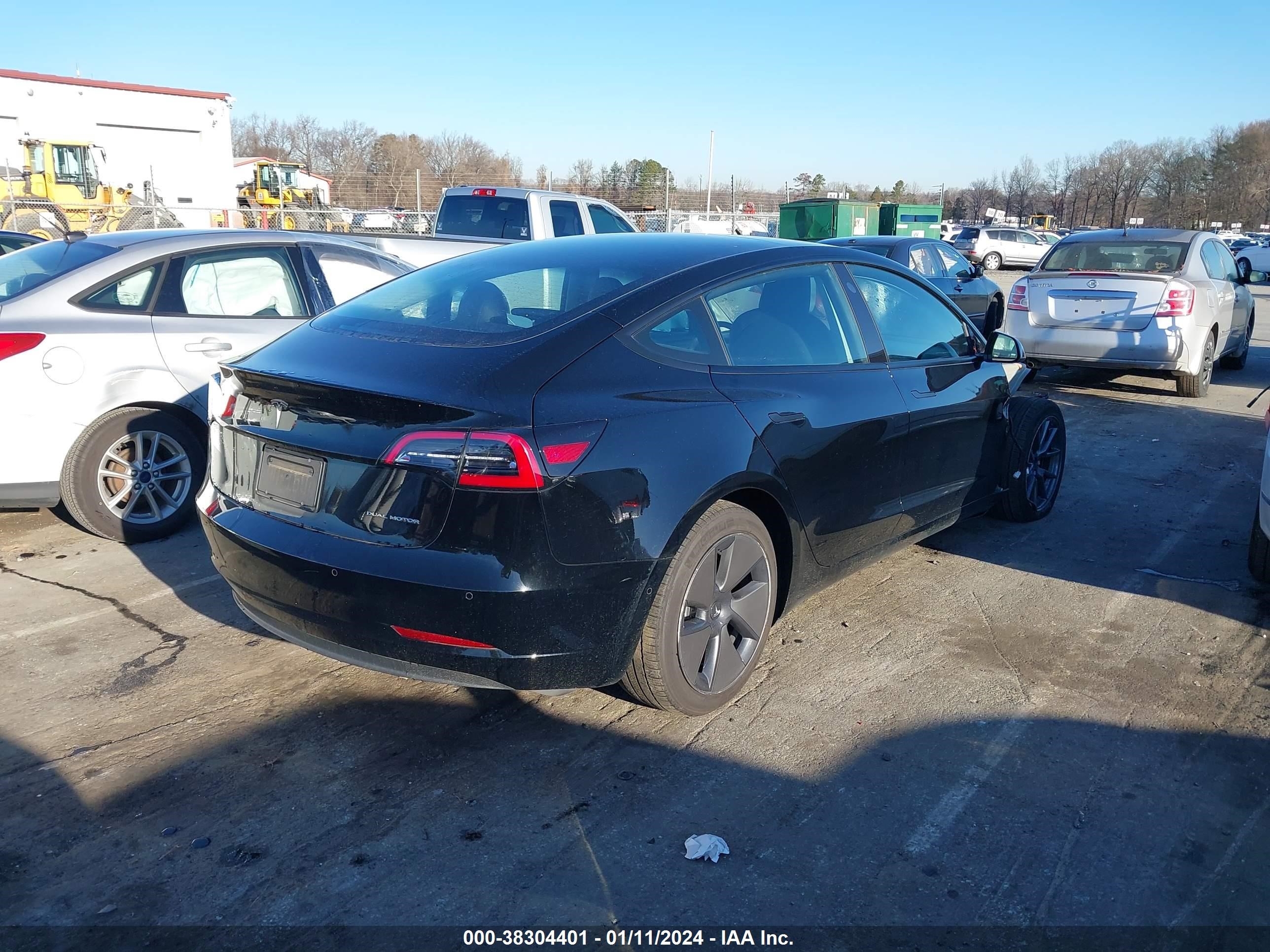 Photo 3 VIN: 5YJ3E1EB3NF334806 - TESLA MODEL 3 