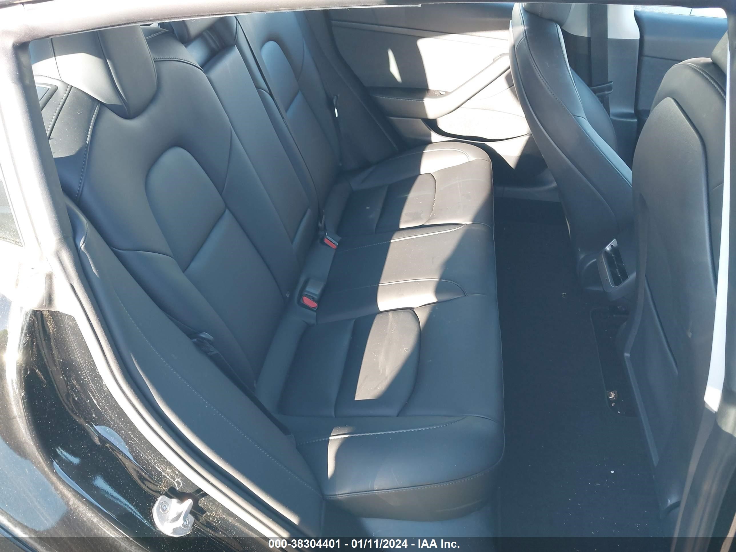 Photo 6 VIN: 5YJ3E1EB3NF334806 - TESLA MODEL 3 