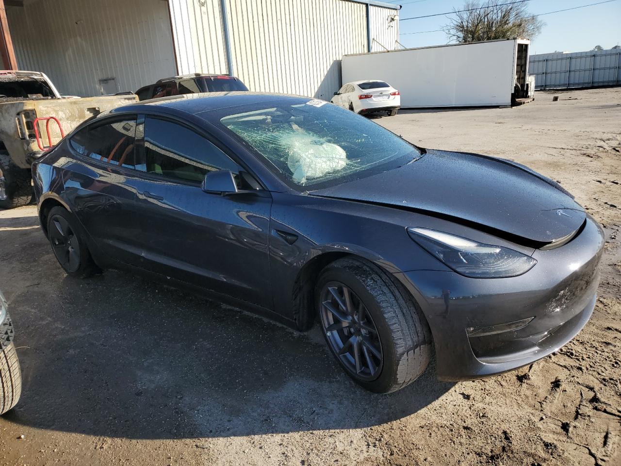 Photo 3 VIN: 5YJ3E1EB3NF335681 - TESLA MODEL 3 