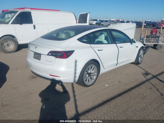 Photo 3 VIN: 5YJ3E1EB3NF358510 - TESLA MODEL 3 