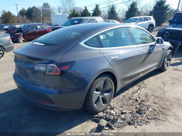 Photo 3 VIN: 5YJ3E1EB4JF066035 - TESLA MODEL 3 