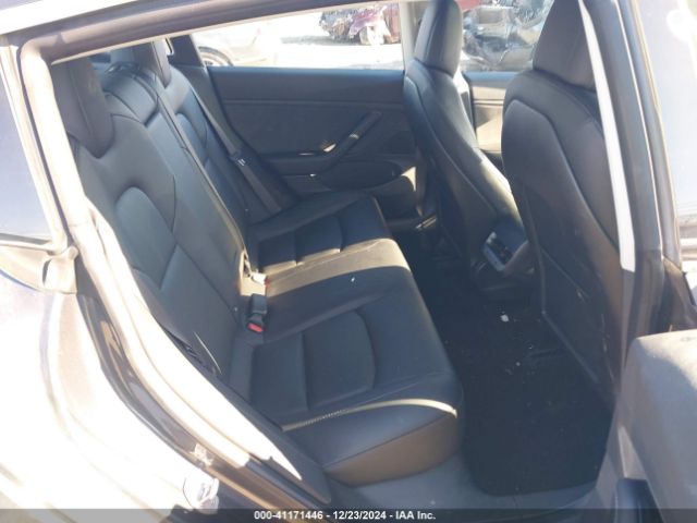 Photo 7 VIN: 5YJ3E1EB4JF066035 - TESLA MODEL 3 