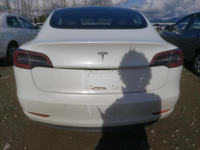 Photo 5 VIN: 5YJ3E1EB4JF067010 - TESLA MODEL 3 