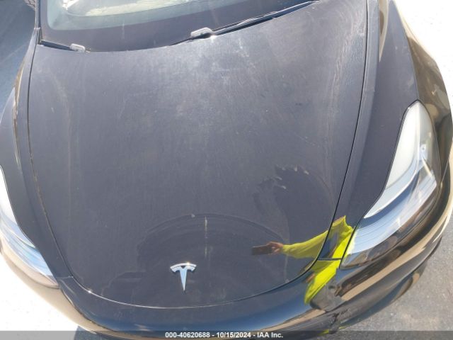 Photo 9 VIN: 5YJ3E1EB4JF070831 - TESLA MODEL 3 