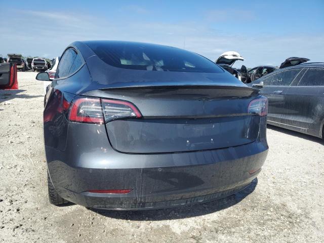 Photo 5 VIN: 5YJ3E1EB4JF082915 - TESLA MODEL 3 