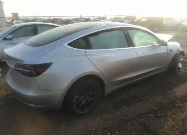 Photo 3 VIN: 5YJ3E1EB4JF089945 - TESLA MODEL 3 