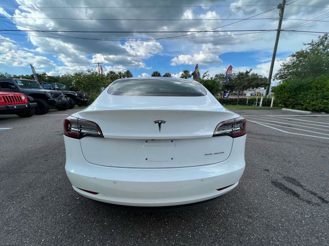 Photo 4 VIN: 5YJ3E1EB4JF117792 - TESLA MODEL 3 