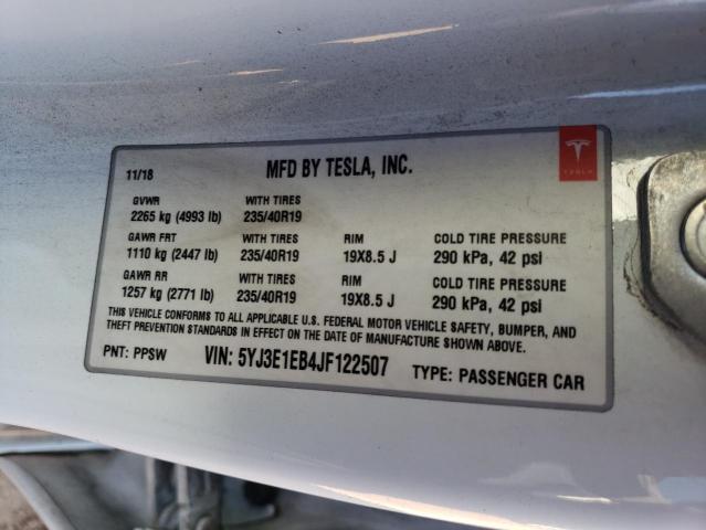 Photo 11 VIN: 5YJ3E1EB4JF122507 - TESLA MODEL 3 