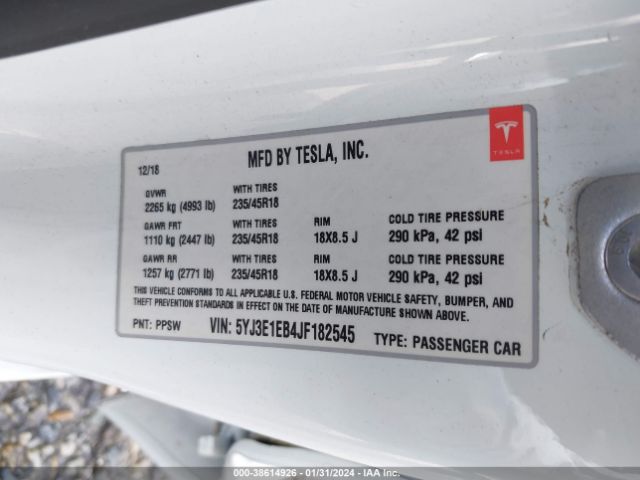 Photo 8 VIN: 5YJ3E1EB4JF182545 - TESLA MODEL 3 