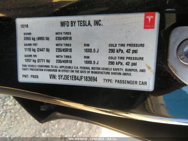 Photo 8 VIN: 5YJ3E1EB4JF183694 - TESLA MODEL 3 