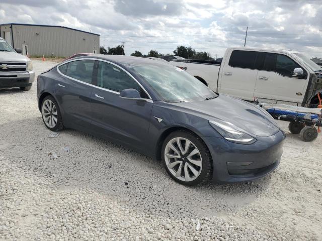 Photo 3 VIN: 5YJ3E1EB4JF185056 - TESLA MODEL 3 