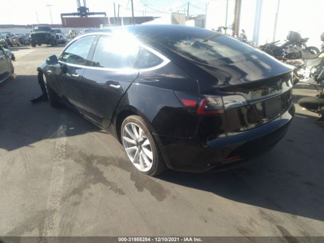 Photo 2 VIN: 5YJ3E1EB4KF191960 - TESLA MODEL 3 