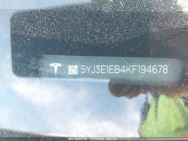 Photo 8 VIN: 5YJ3E1EB4KF194678 - TESLA MODEL 3 