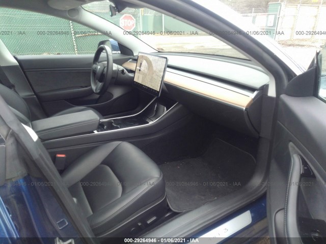 Photo 4 VIN: 5YJ3E1EB4KF365509 - TESLA MODEL 3 