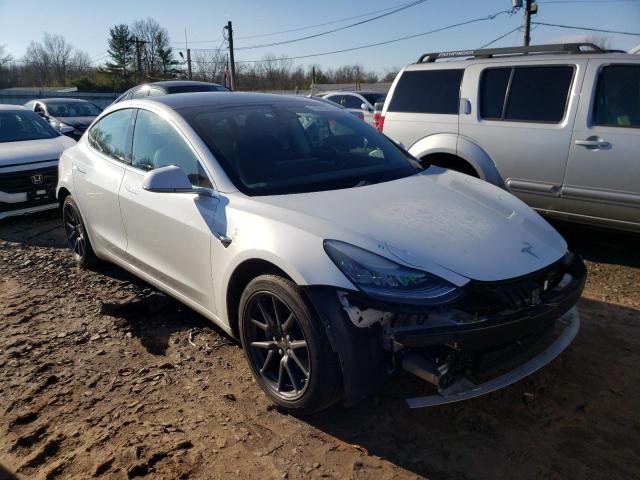 Photo 3 VIN: 5YJ3E1EB4KF388319 - TESLA MODEL 3 