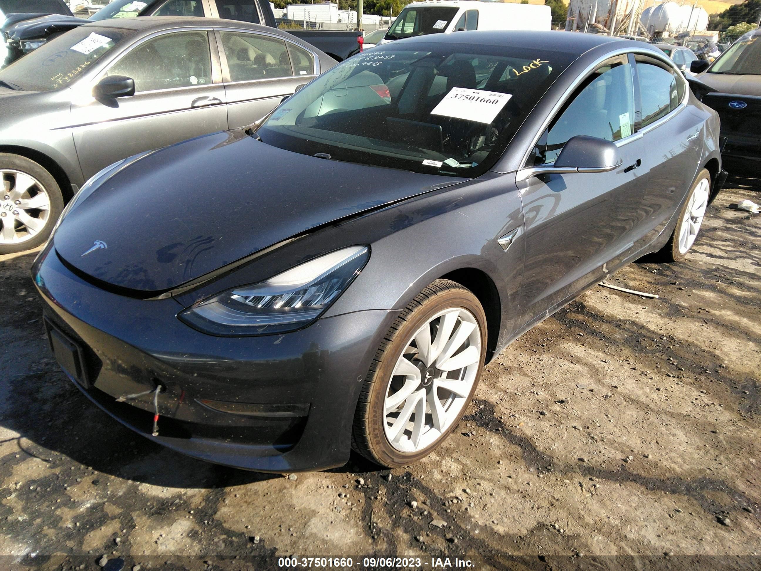 Photo 1 VIN: 5YJ3E1EB4KF517627 - TESLA MODEL 3 