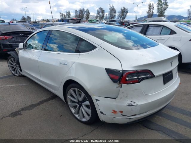 Photo 2 VIN: 5YJ3E1EB4LF651233 - TESLA MODEL 3 