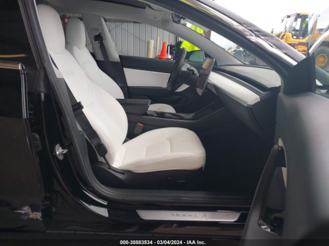 Photo 4 VIN: 5YJ3E1EB4LF742258 - TESLA MODEL 3 