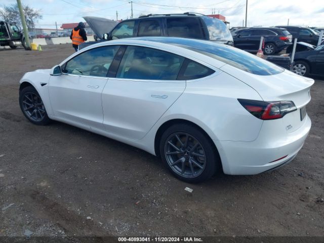 Photo 2 VIN: 5YJ3E1EB4LF795171 - TESLA MODEL 3 