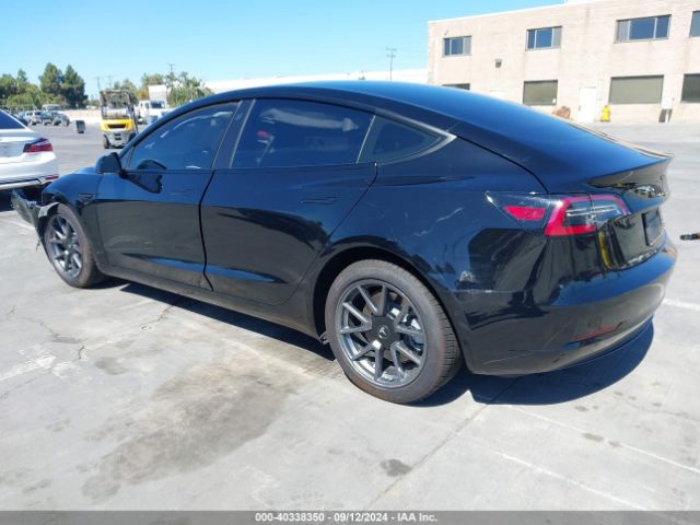 Photo 2 VIN: 5YJ3E1EB4MF002954 - TESLA MODEL 3 