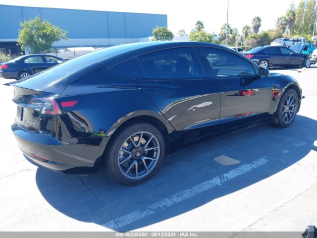 Photo 3 VIN: 5YJ3E1EB4MF002954 - TESLA MODEL 3 