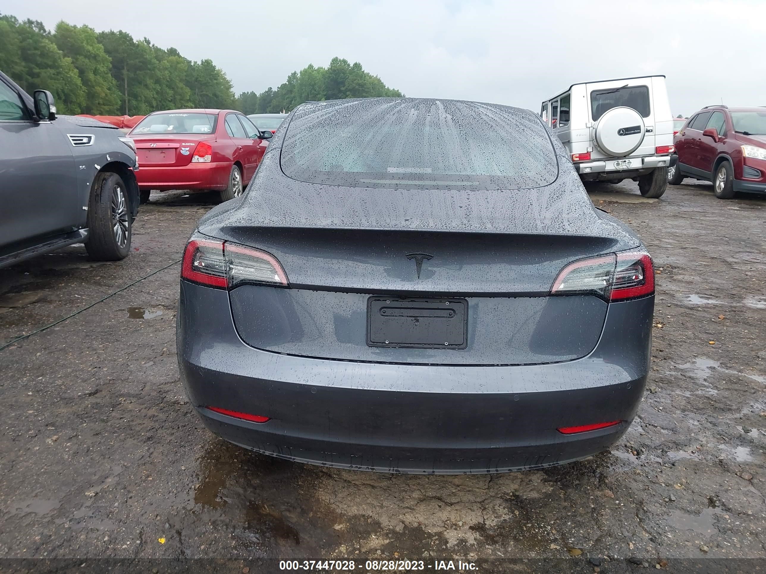 Photo 14 VIN: 5YJ3E1EB4MF054651 - TESLA MODEL 3 