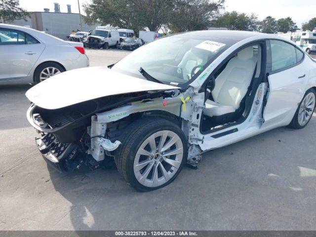 Photo 5 VIN: 5YJ3E1EB4NF176931 - TESLA MODEL 3 