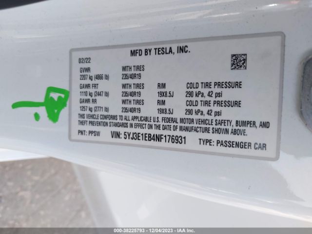 Photo 8 VIN: 5YJ3E1EB4NF176931 - TESLA MODEL 3 