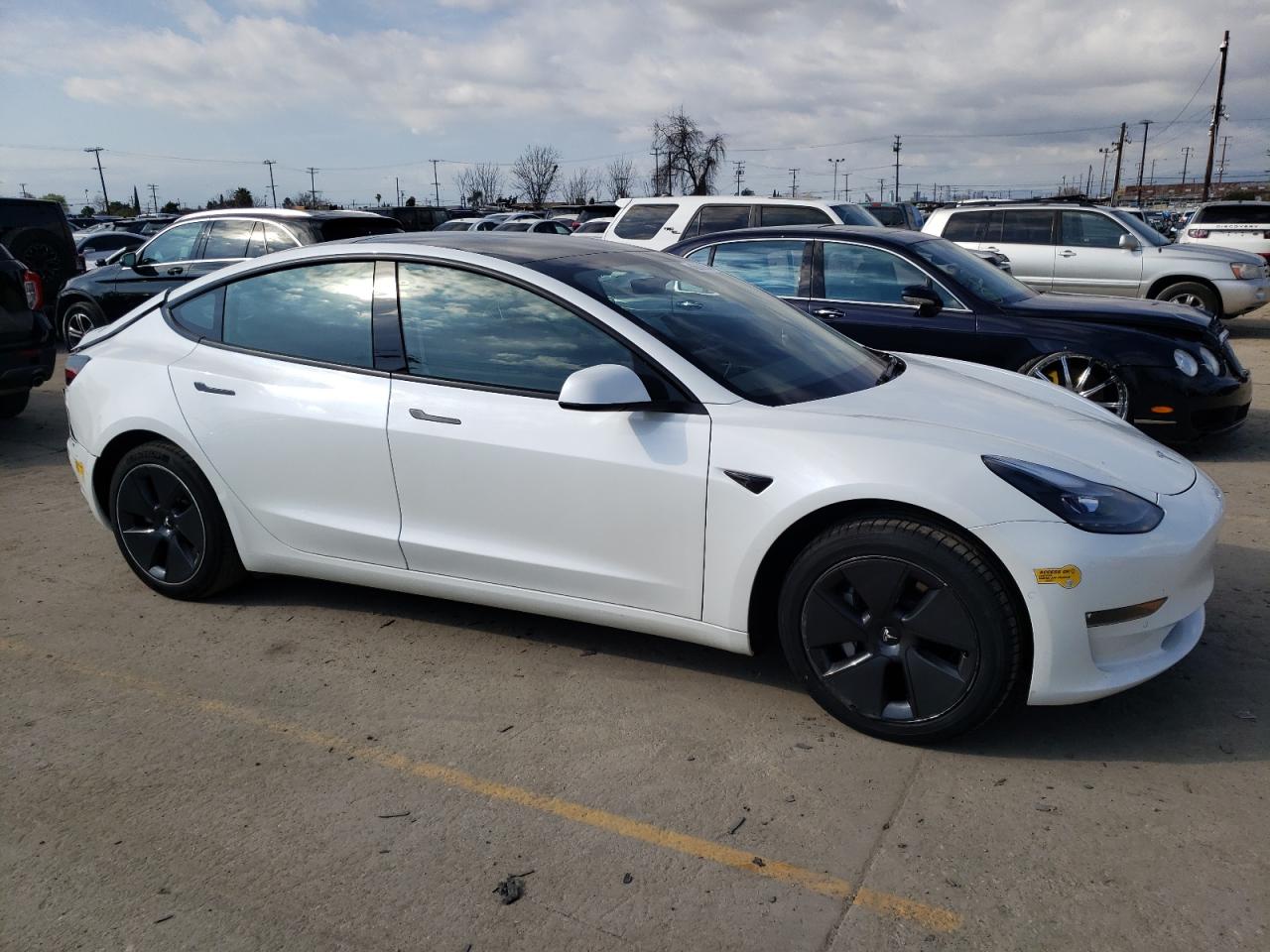 Photo 3 VIN: 5YJ3E1EB4NF178940 - TESLA MODEL 3 