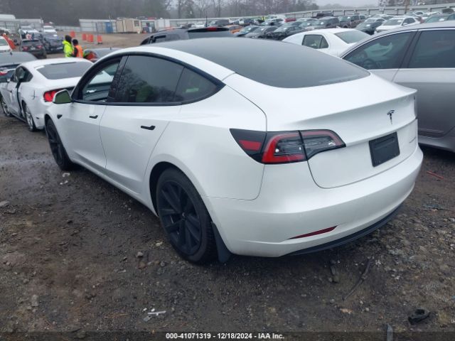 Photo 2 VIN: 5YJ3E1EB4NF241647 - TESLA MODEL 3 